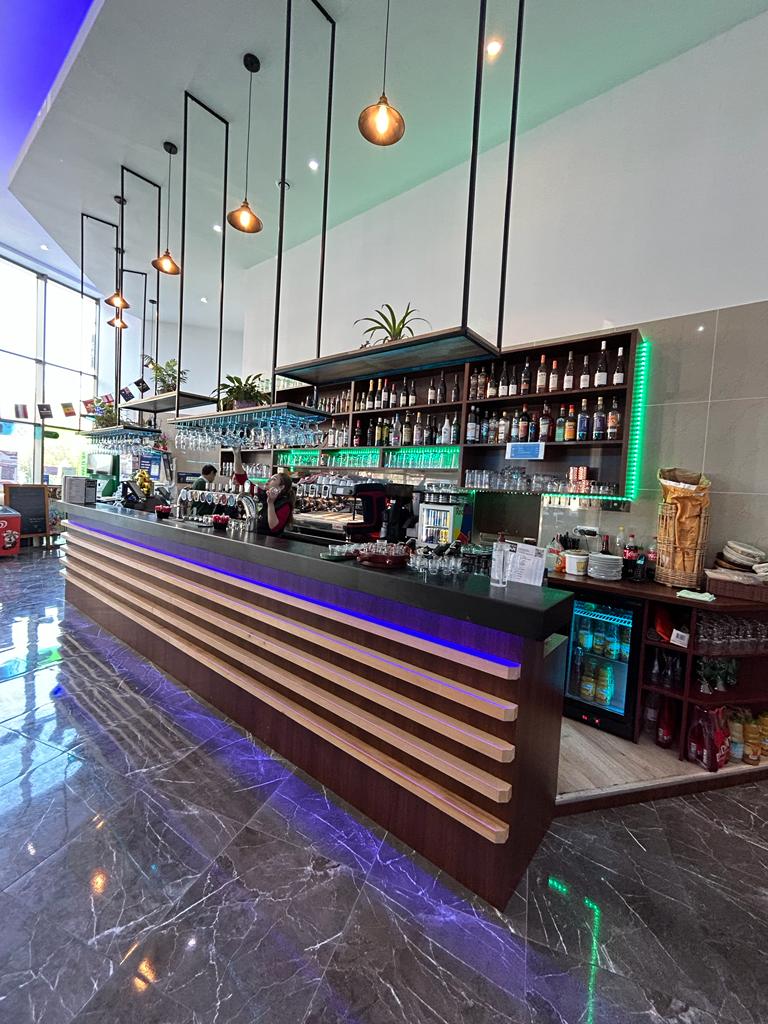 Restaurant GOLDEN STAR à Champs-sur-Marne, France