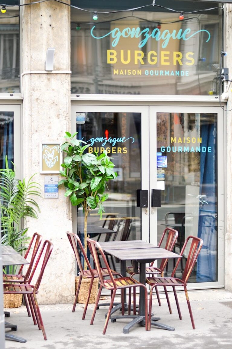 Restaurant Gonzague Burgers Lyon – Maison Gourmande à Lyon, France — photo 1