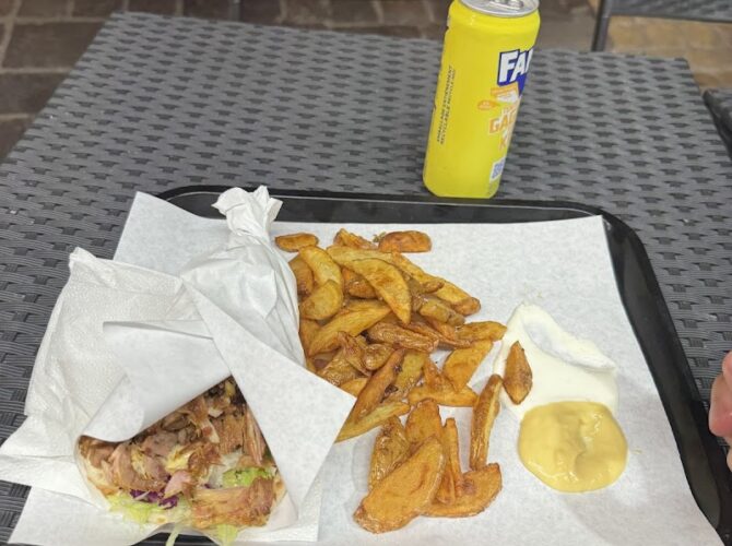 Restaurant Goûter Chez Sam à Tours, France