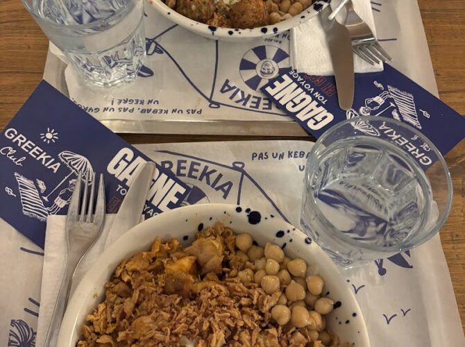 Restaurant GREEKIA Bellecour – Street Food Grecque à Lyon, France