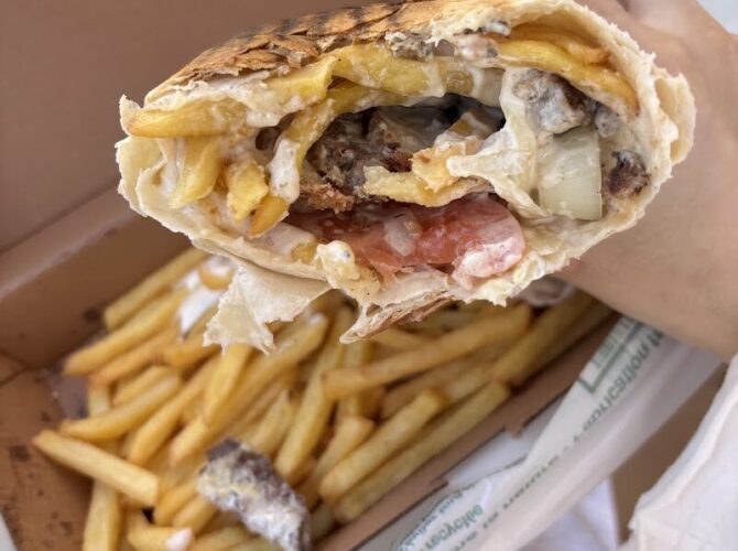 Restaurant Grillade 40 – Snack, Kebab, Pizzeria à Marseille, France