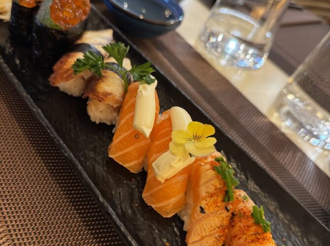 Restaurant HIKARI Sushi & Roll à Toulouse, France