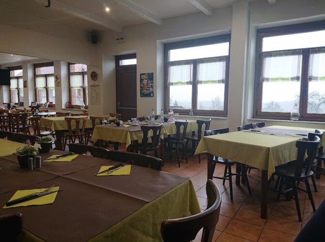 Hôtel Restaurant Belle Vue à Oberbronn, France