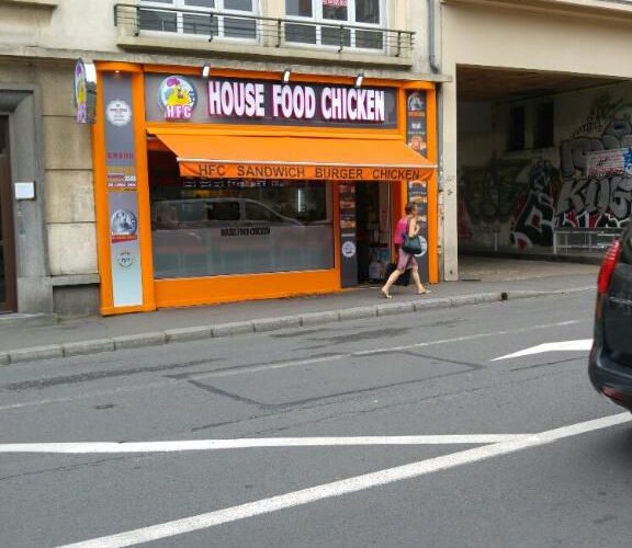 Restaurant House Food Chicken à Rennes, France