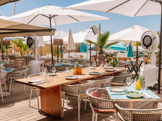 Restaurant Hyde Beach Cannes à Cannes, France