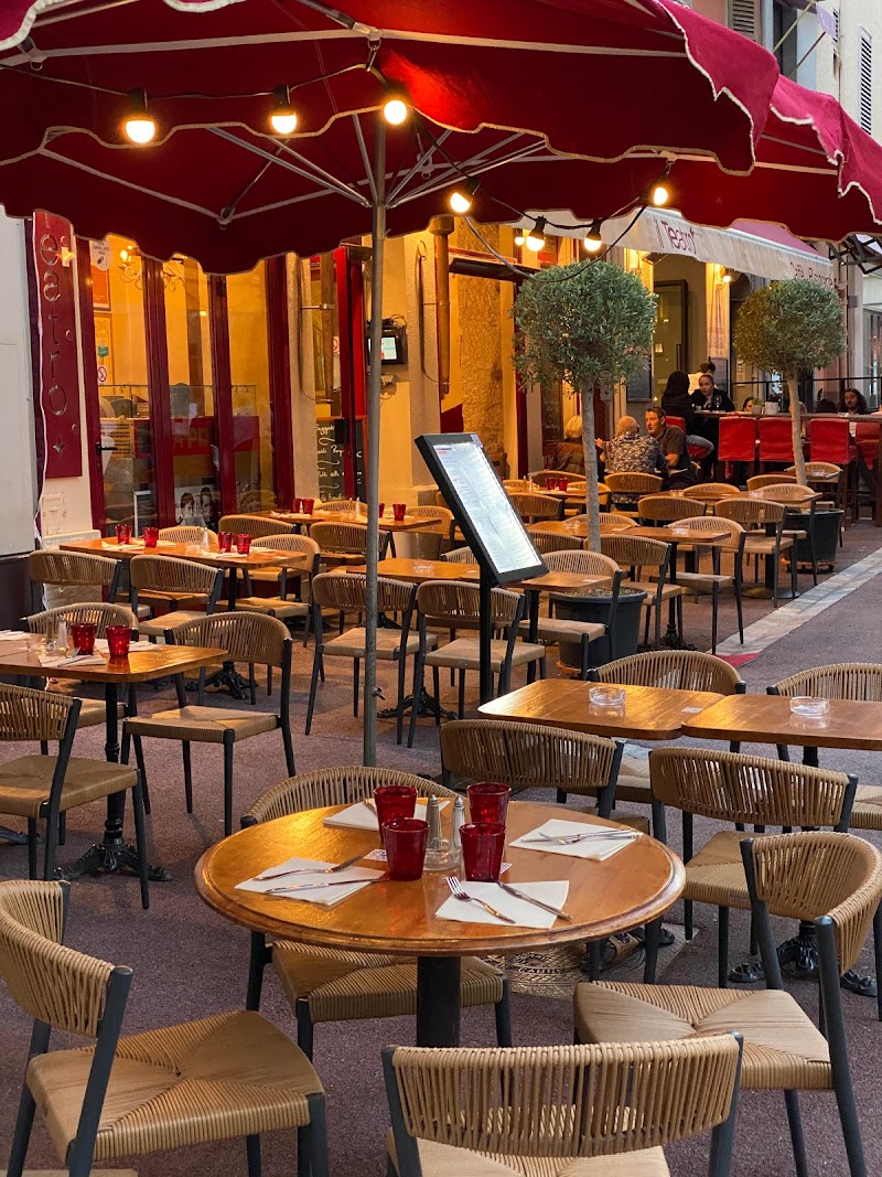 Restaurant Il Teatro à Cannes, France