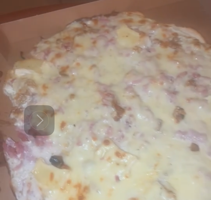 Pizza chèvre miel – La Pizza de Stenay By Ludo – France – Stenay