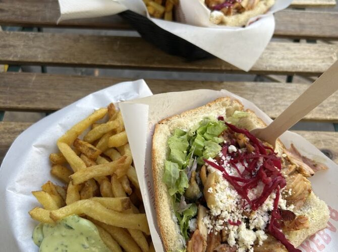 Restaurant IMPACT BERLINER KEBAP à Paris, France