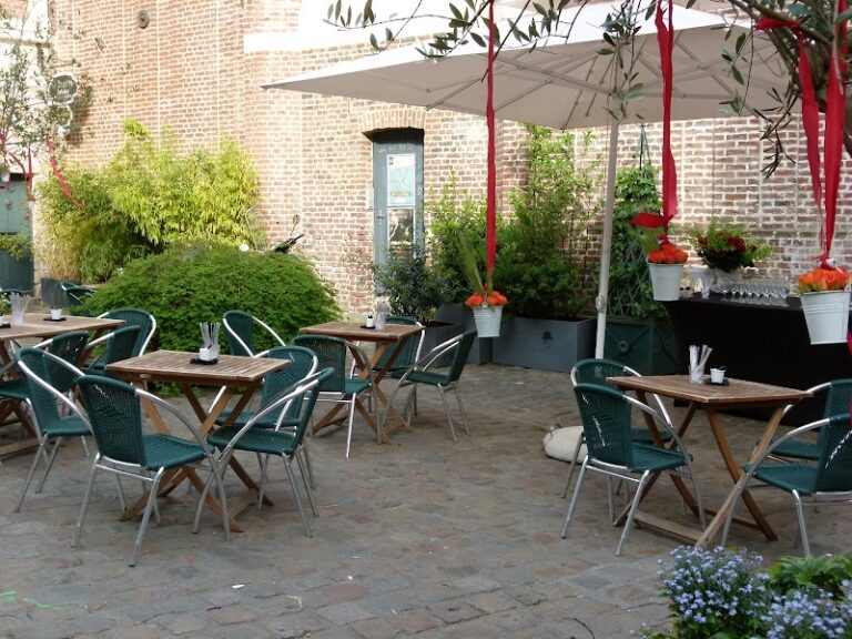 Restaurant In Bocca Al Lupo à Lille, France — photo 1