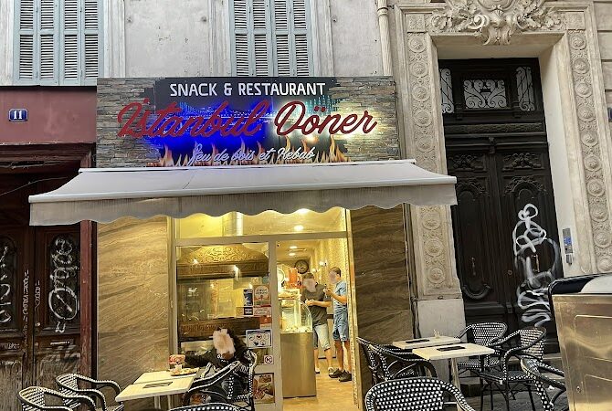 Restaurant Istanbul doner à Marseille, France