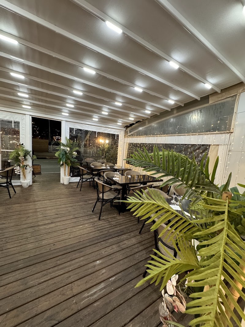 Restaurant ISTANBUL GRILL KEBAB – VIEUX PORT à Marseille, France