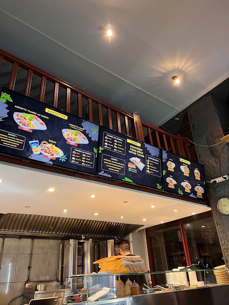 Restaurant Istanbul Kebab LYON 1er à Lyon, France