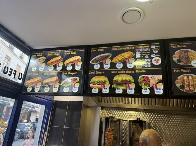 Restaurant Istanbul Kebab à Paris, France