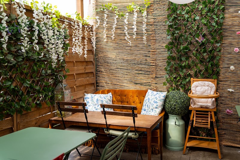 Restaurant It’s Five O’Clock Somewhere à Rennes, France