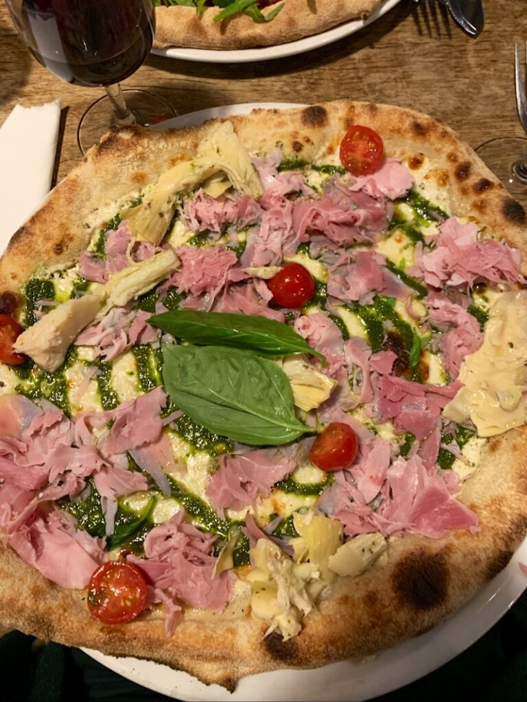 Restaurant Jimmy 2 fois – Pizzeria Paris 18 à Paris, France