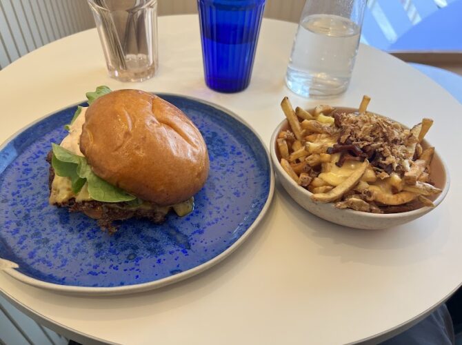 Restaurant Juppĭter Smashburger à Rennes, France