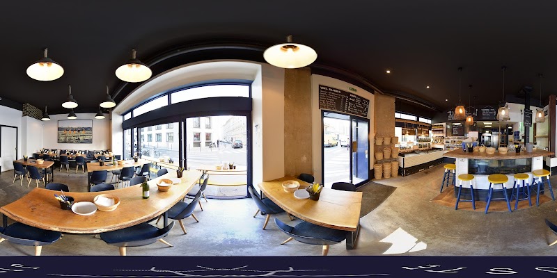 Restaurant Juste à Paris, France