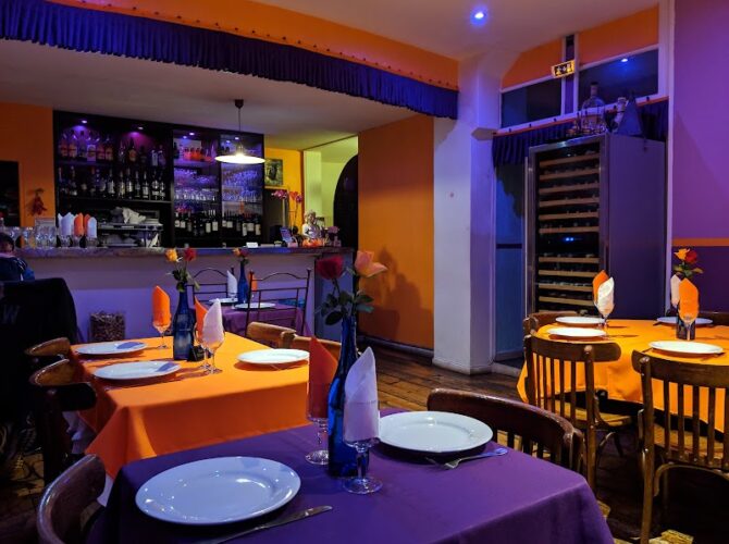 Restaurant Kashmir lounge à La Seyne-sur-Mer, France