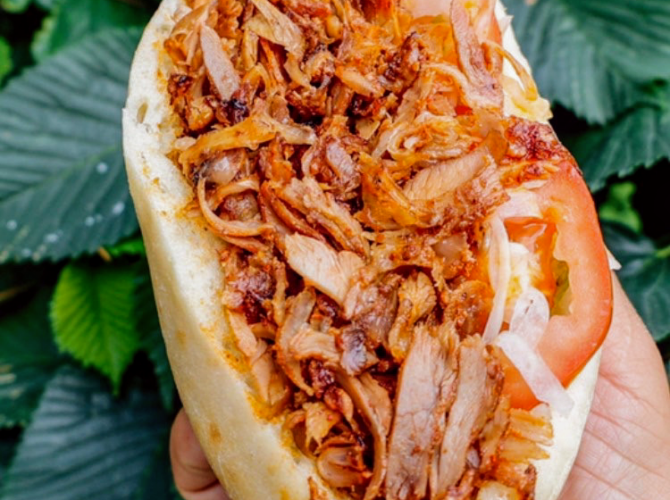 Restaurant Kebab des Batignolles à Paris, France