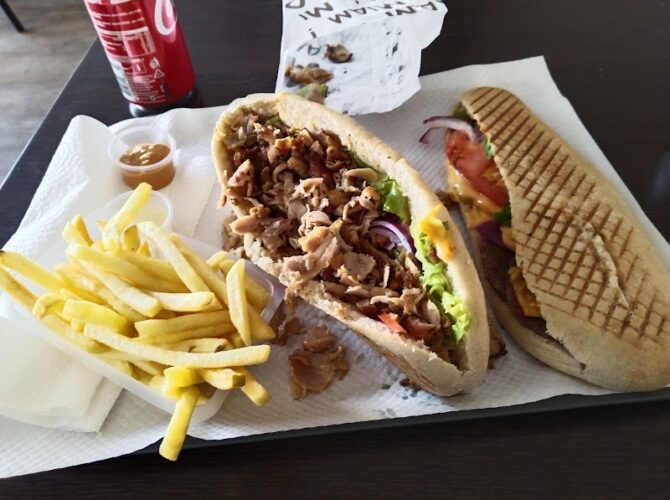 Restaurant KEBAB DES BOURROCHES à Dijon, France