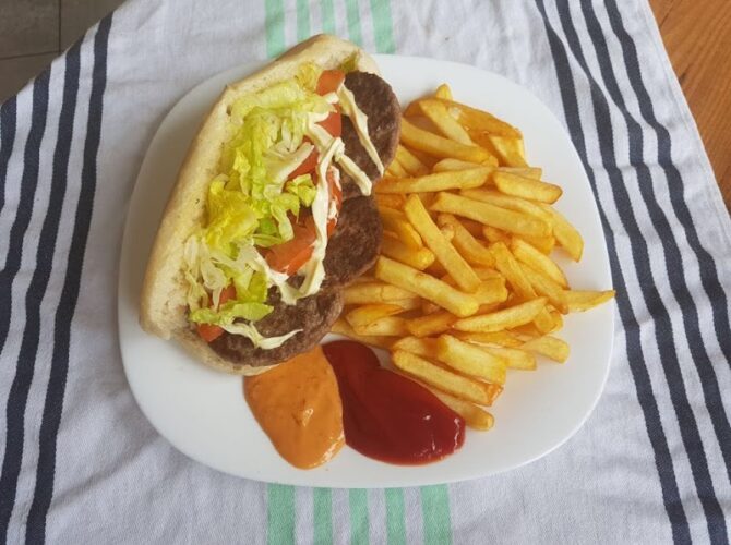 Kebab Divan Restaurant Reims à Reims, France