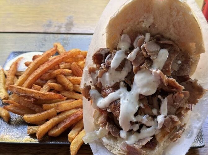 Restaurant Kebab Doner IBO51 à Reims, France