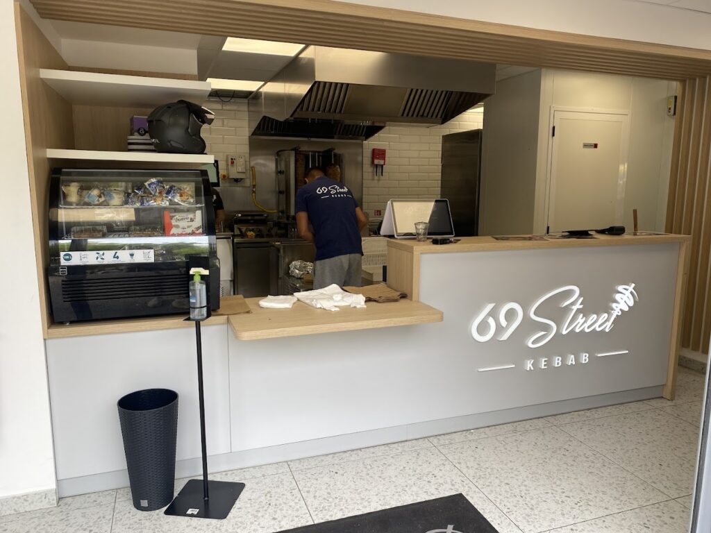 Restaurant Kebab Place de Paris (Street Kebab 69 Vaise) à Lyon, France