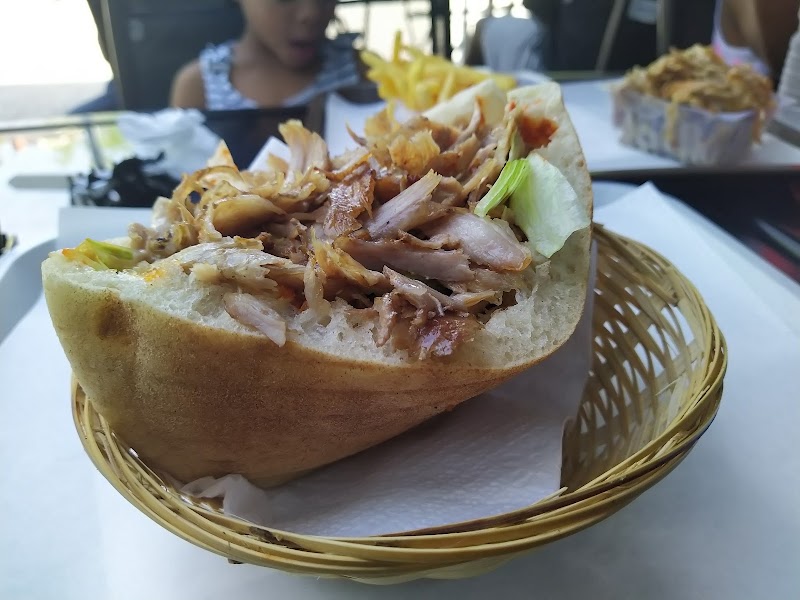 Restaurant Kebab Place de Paris à Lyon, France