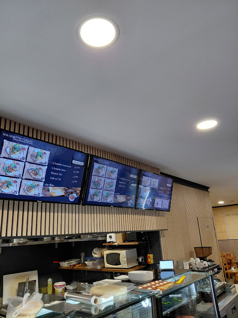 Restaurant Kösk 2 à Bordeaux, France