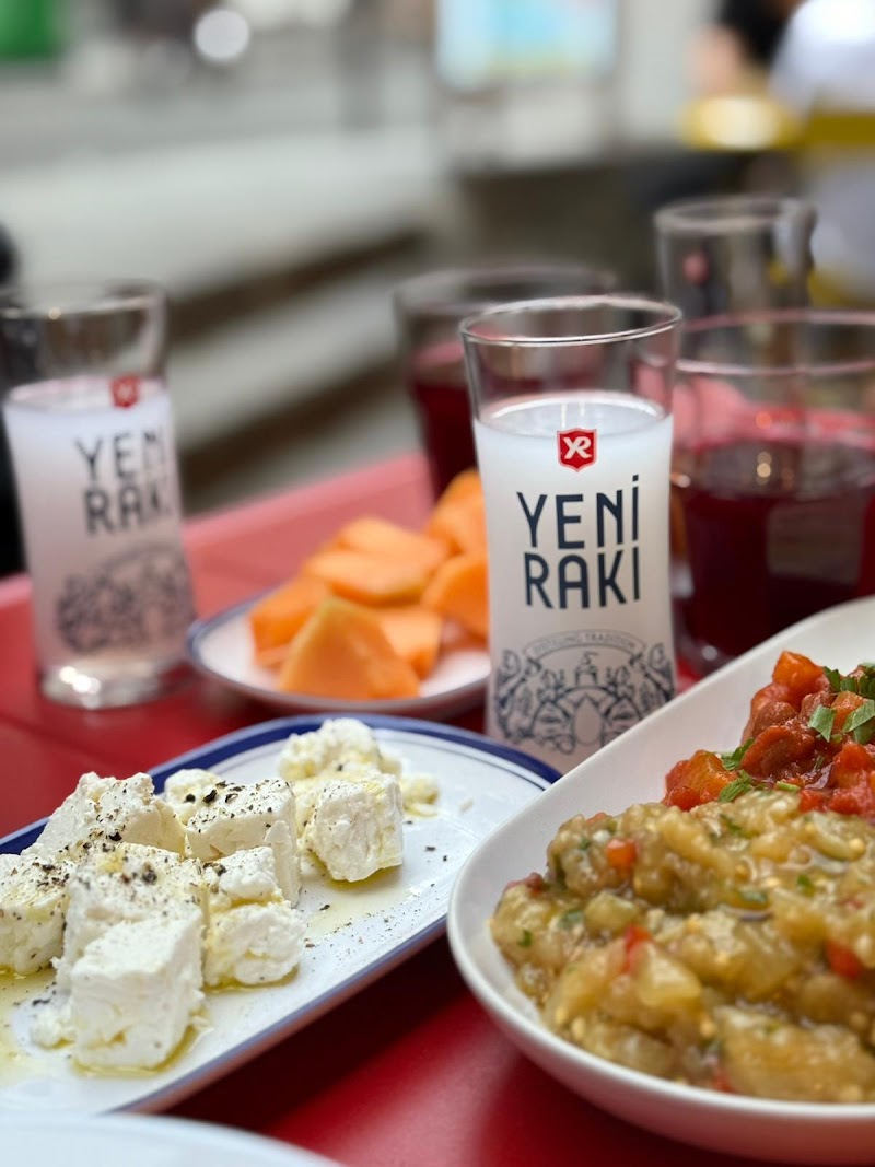 Kuisinistan – Restaurant Paris 2 à Paris, France