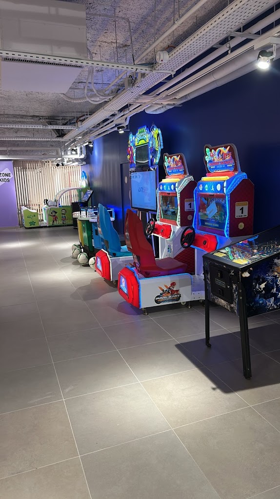 Restaurant KUJÉ Food Court à Metz, France