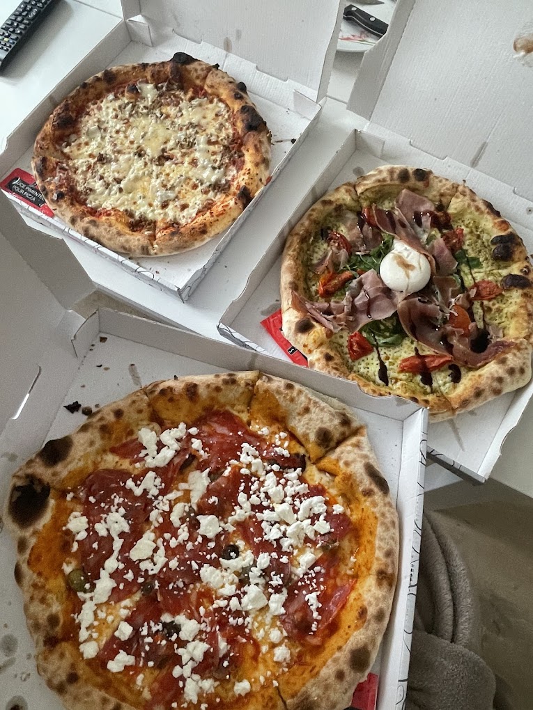 Restaurant La Bella Pizza à Brest, France