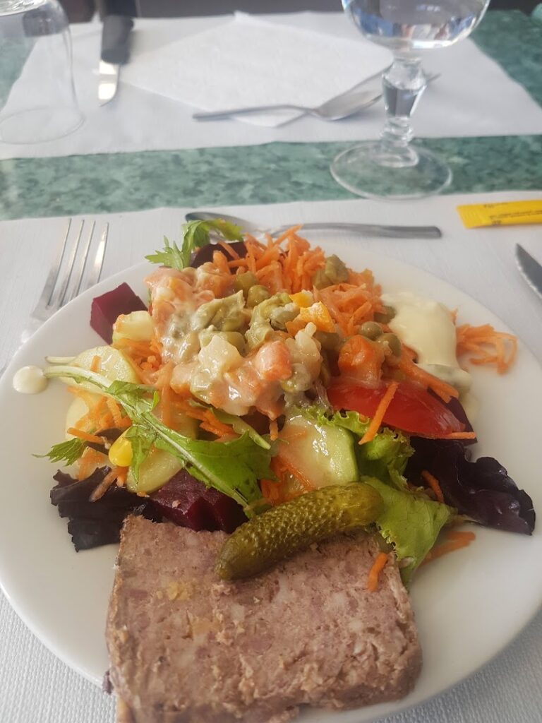 Restaurant La Brasserie Du Marche à Agen, France — photo 1
