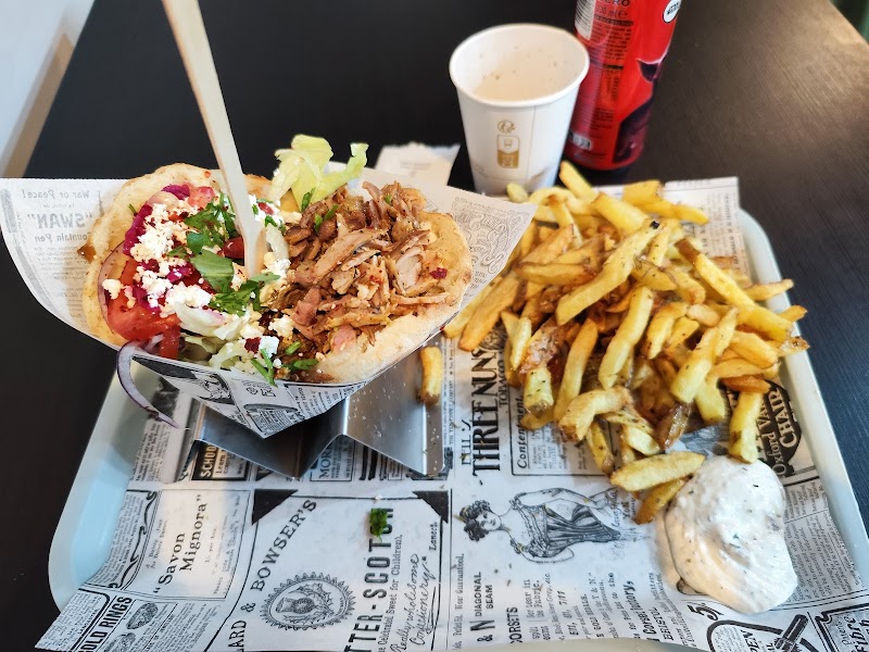 Restaurant la broche Cağ kebab à Marseille, France