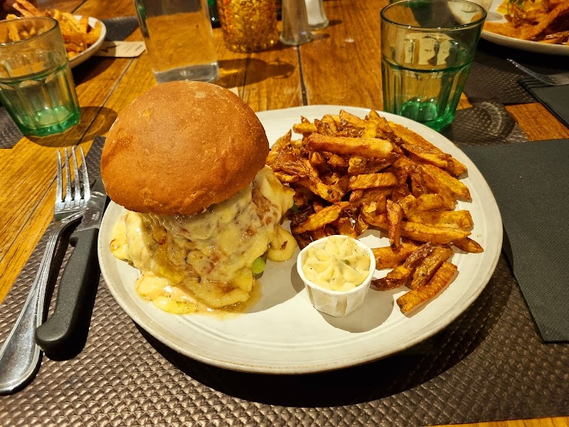Restaurant La Burger Attitude – Bistrot Burger à Rennes, France