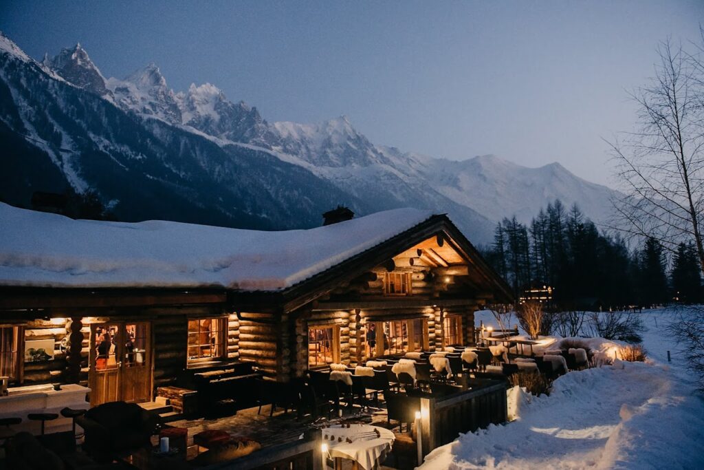 Restaurant La Cabane Des Praz à Chamonix-Mont-Blanc, France