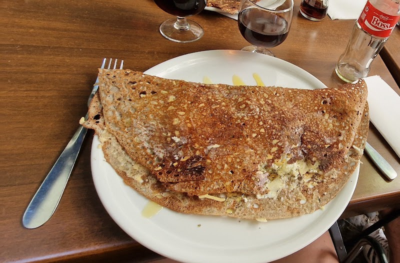 Restaurant La Cour Pavée à Pézenas, France