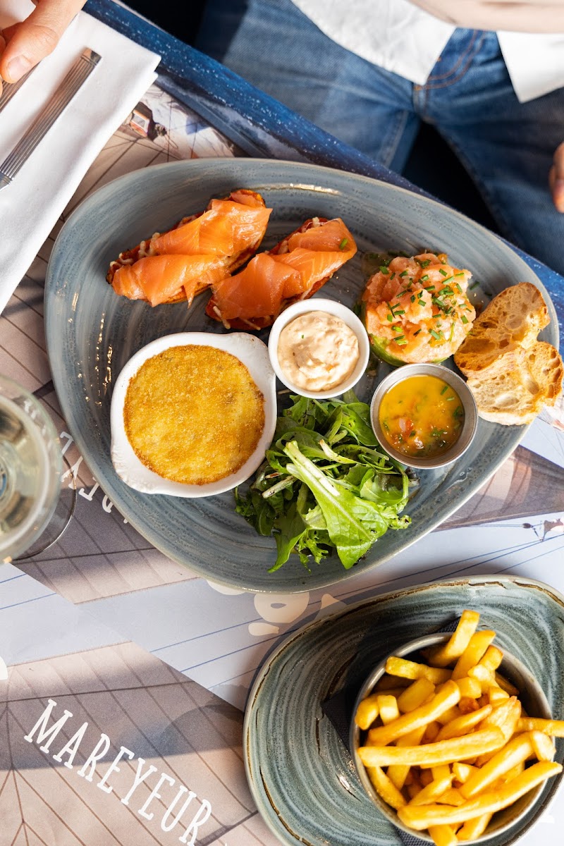 Restaurant La Criée Grigny à Grigny, France