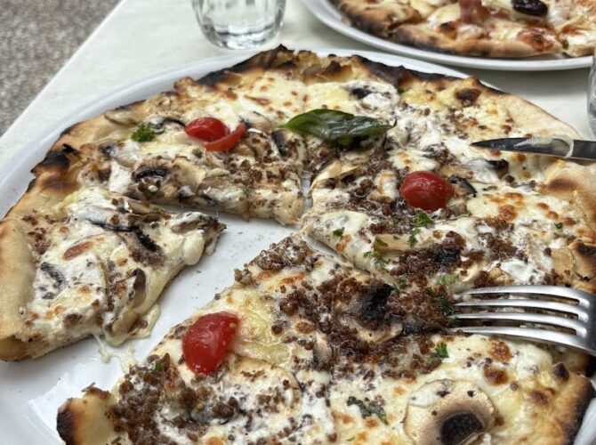 Restaurant La Cucina – Ristorante-pizzeria à Grenoble, France