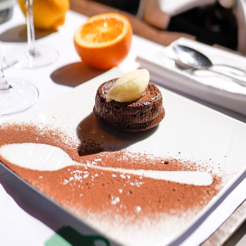 Restaurant La Ferrandaise table gourmande Gault&Millau 2025 à Paris, France