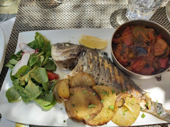 Restaurant La Feuille de Chou à Toulon, France