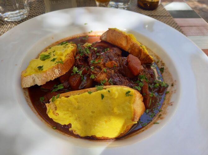 Restaurant La Feuille de Chou à Toulon, France