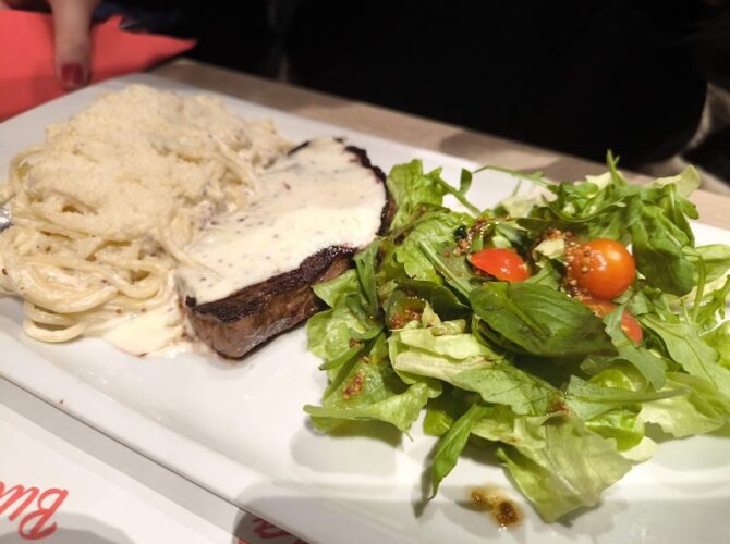 Restaurant La Fossetta Lesquin à Lesquin, France