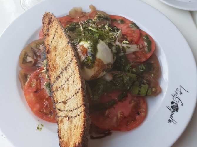 Restaurant La Guinguette de Mayol à Toulon, France