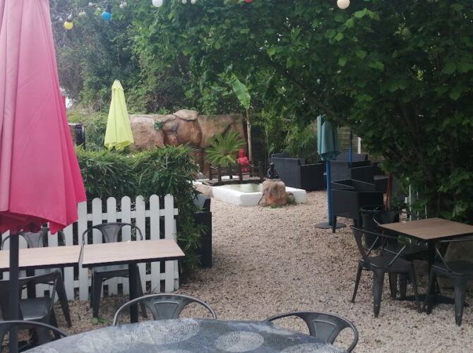 Restaurant La Guinguette de Peyne à Pézenas, France