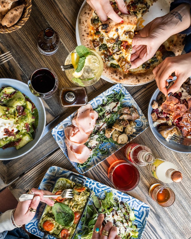 Restaurant La Massara à Paris, France