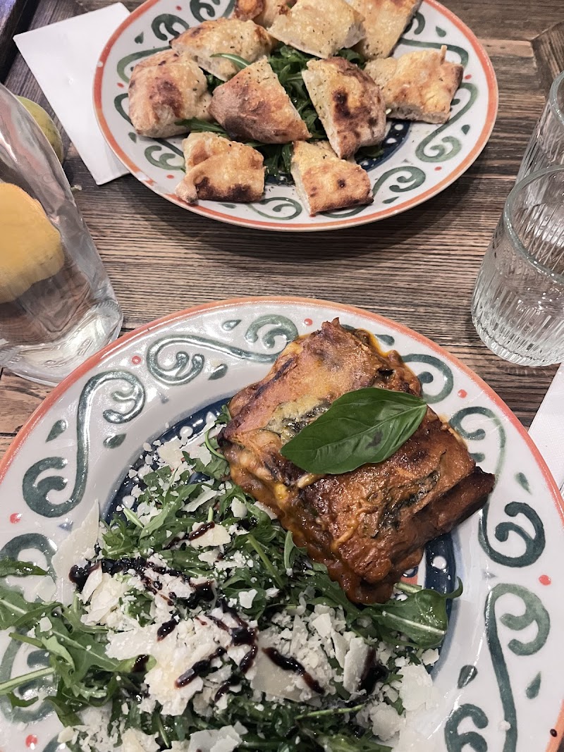 Restaurant La Massara à Paris, France