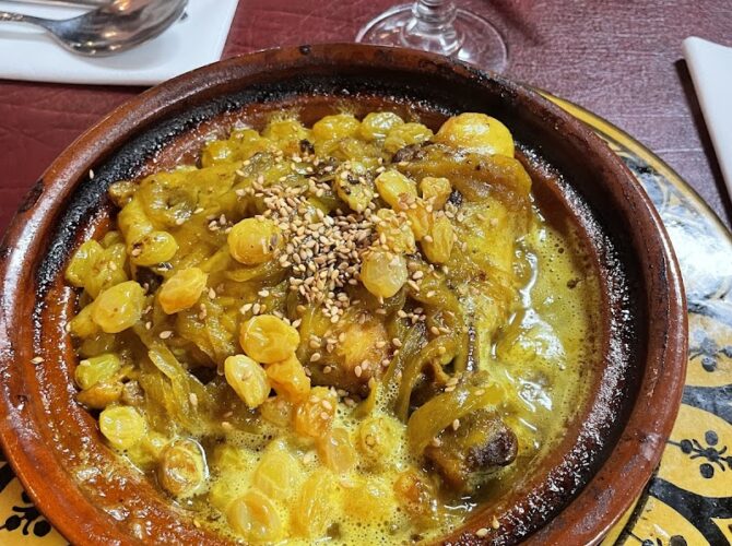 Restaurant La Perle du Maroc à Champs-sur-Marne, France