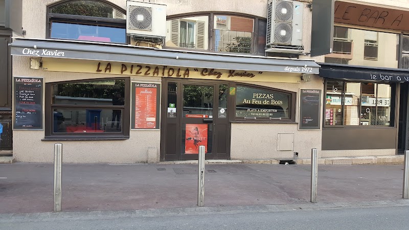 Restaurant La Pizzaiola “Chez Xavier” à Cannes, France