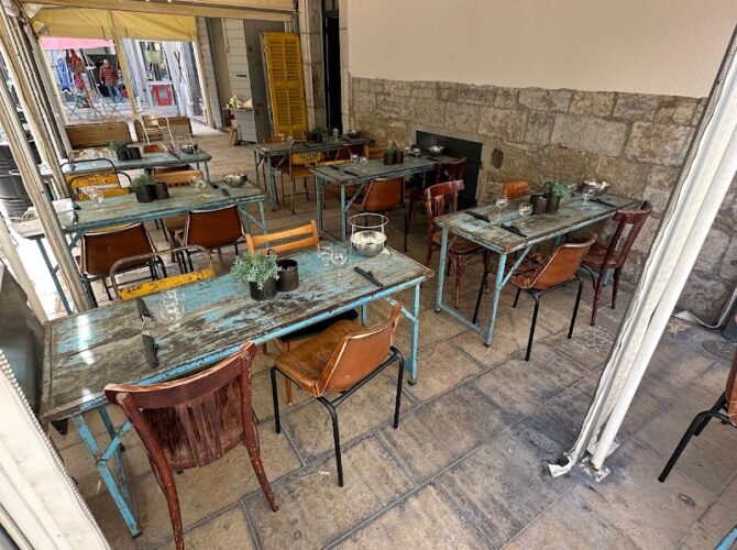 La POISSONNERIE Côté Restaurant à Toulon, France